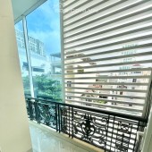 CHÍNH CHỦ CẦN BÁN GẤP CĂN IRIS GARDEN - 30 TRẦN HỮU DỰC, 2PN
